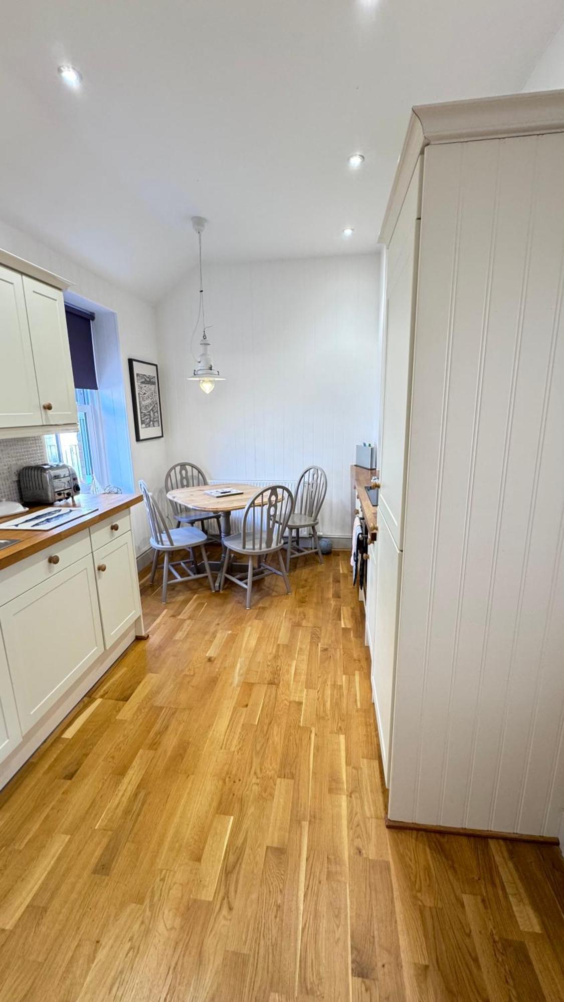 Harbour Retreat Padstow - Entire Apartment In The Beautiful Old Town Of Padstow Harbour 외부 사진